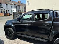 MERCEDES-BENZ X CLASS