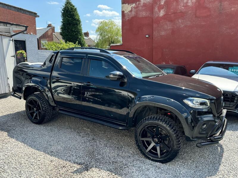 MERCEDES-BENZ X CLASS