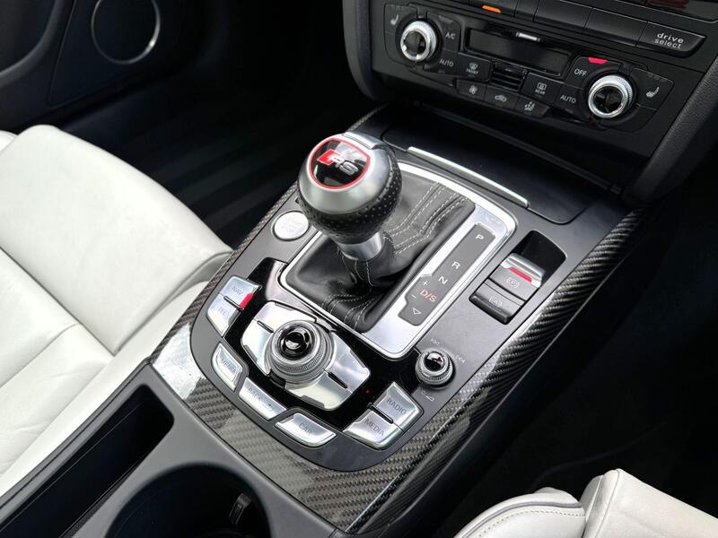 AUDI RS5