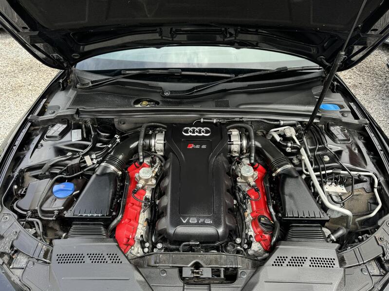 AUDI RS5