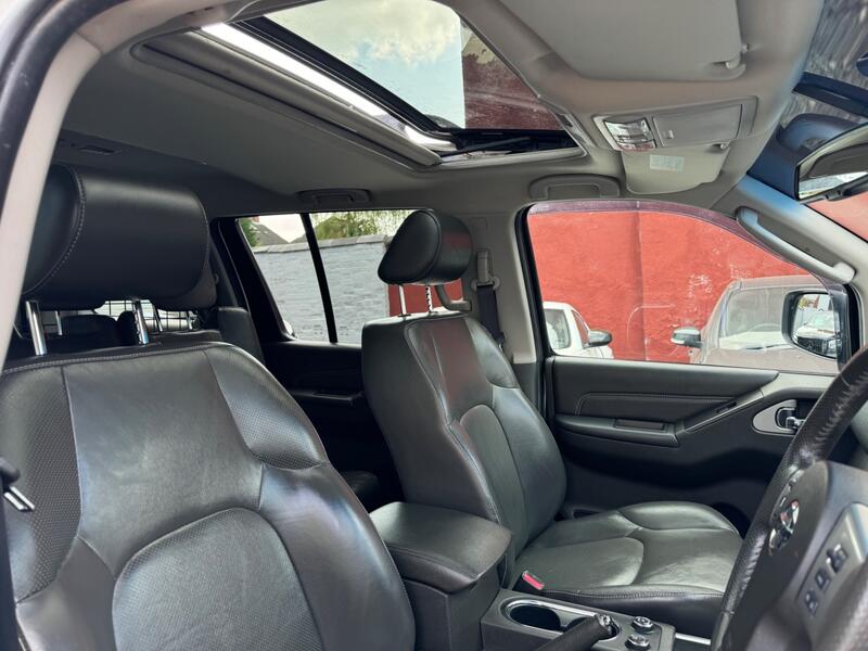 NISSAN PATHFINDER