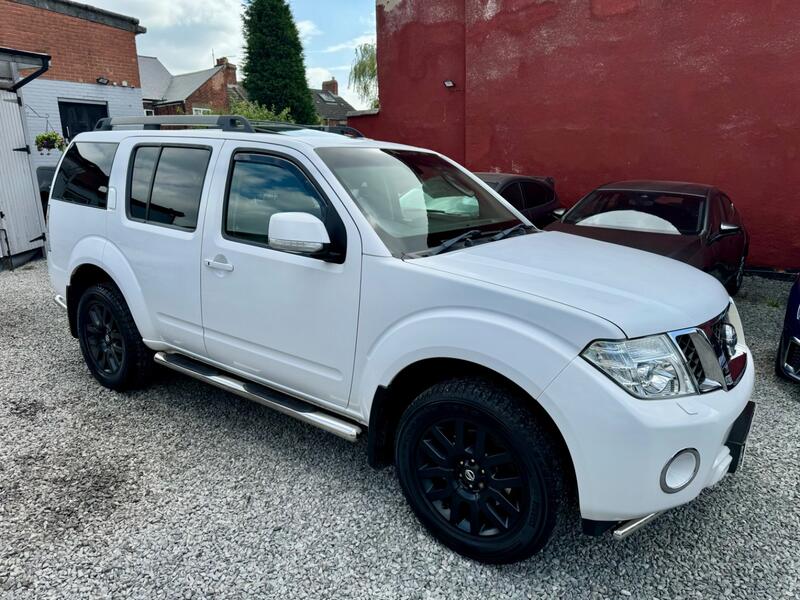 NISSAN PATHFINDER