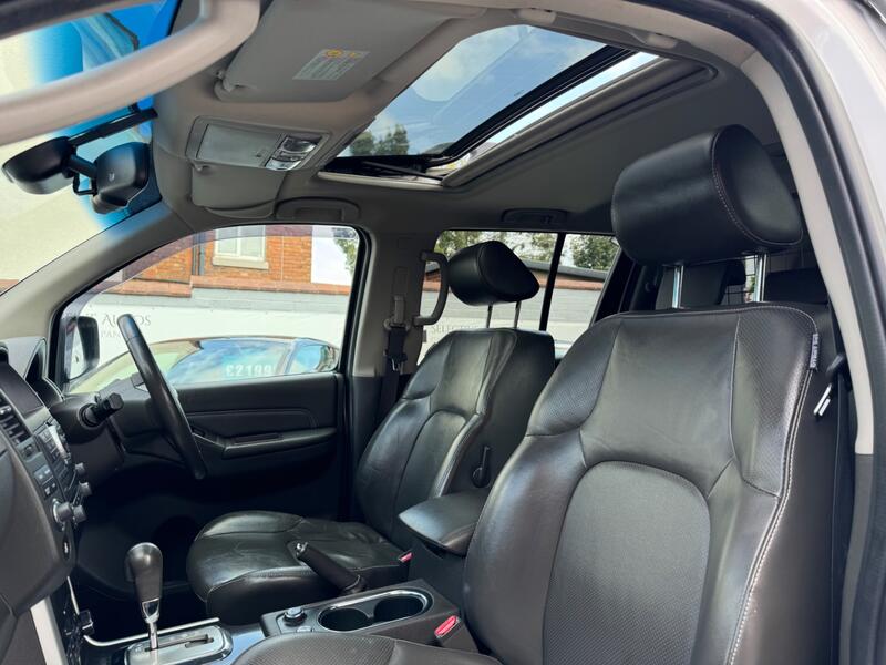 NISSAN PATHFINDER