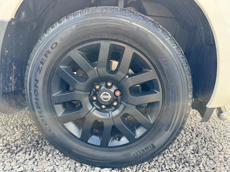 NISSAN PATHFINDER