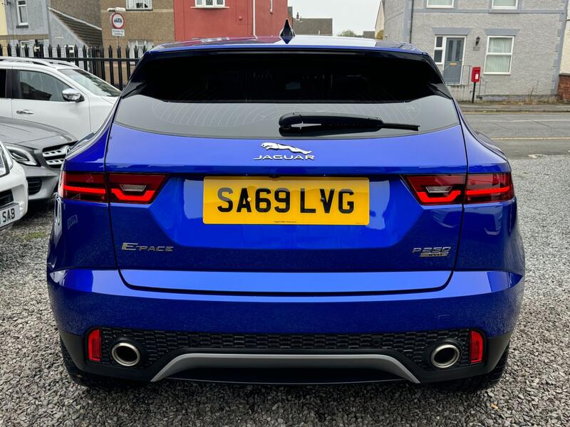 JAGUAR E-PACE