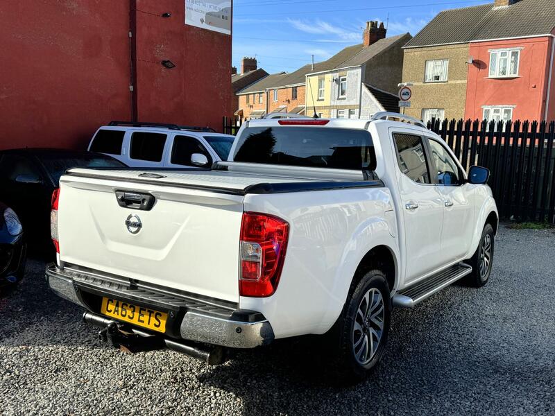 NISSAN NAVARA
