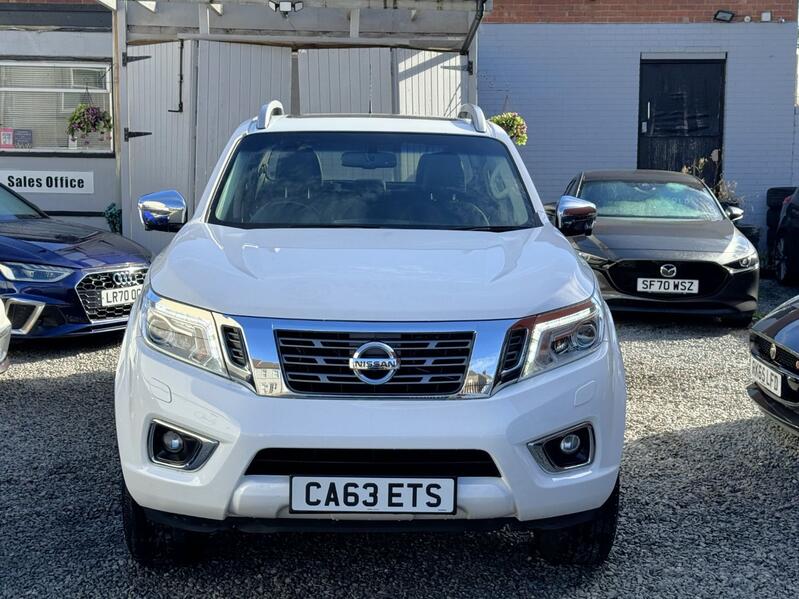 NISSAN NAVARA