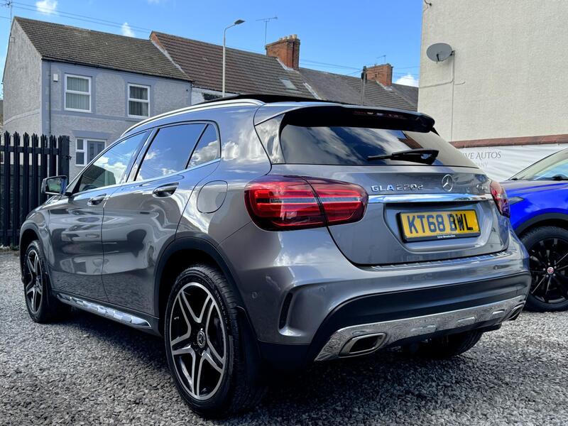 MERCEDES-BENZ GLA CLASS