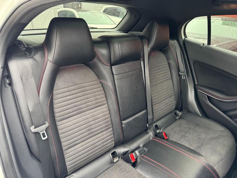 MERCEDES-BENZ GLA CLASS