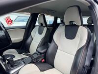 VOLVO V40 CROSS COUNTRY