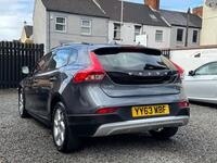 VOLVO V40 CROSS COUNTRY
