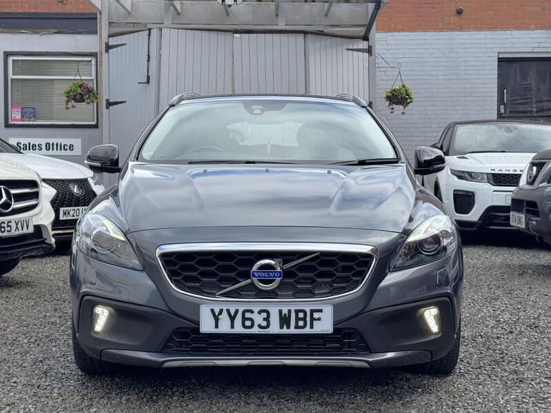 VOLVO V40 CROSS COUNTRY