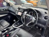 NISSAN NAVARA