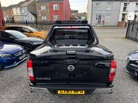 NISSAN NAVARA