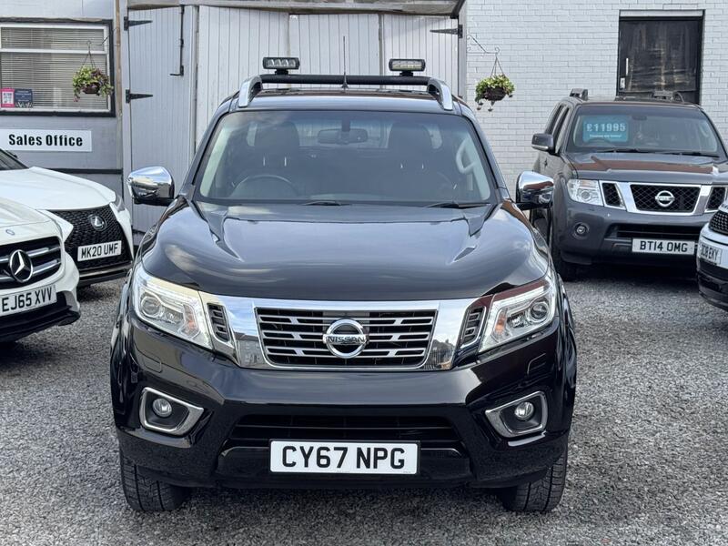 NISSAN NAVARA