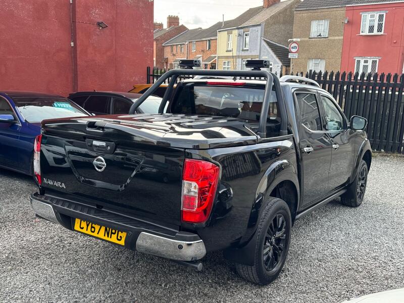NISSAN NAVARA