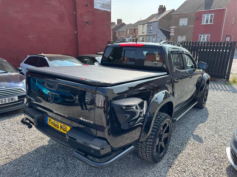 MERCEDES-BENZ X CLASS