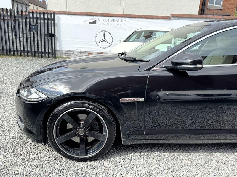 JAGUAR XF