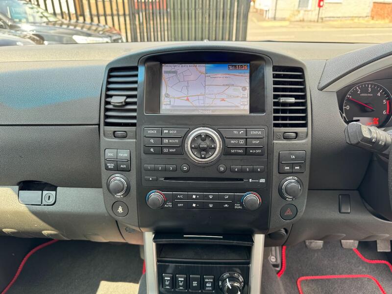 NISSAN PATHFINDER