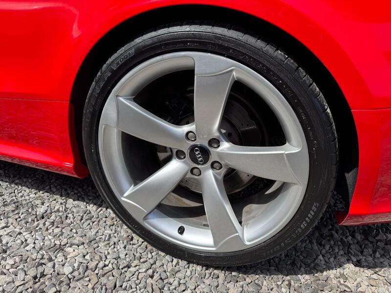 AUDI RS5
