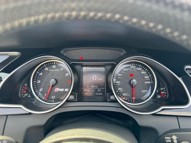 AUDI RS5