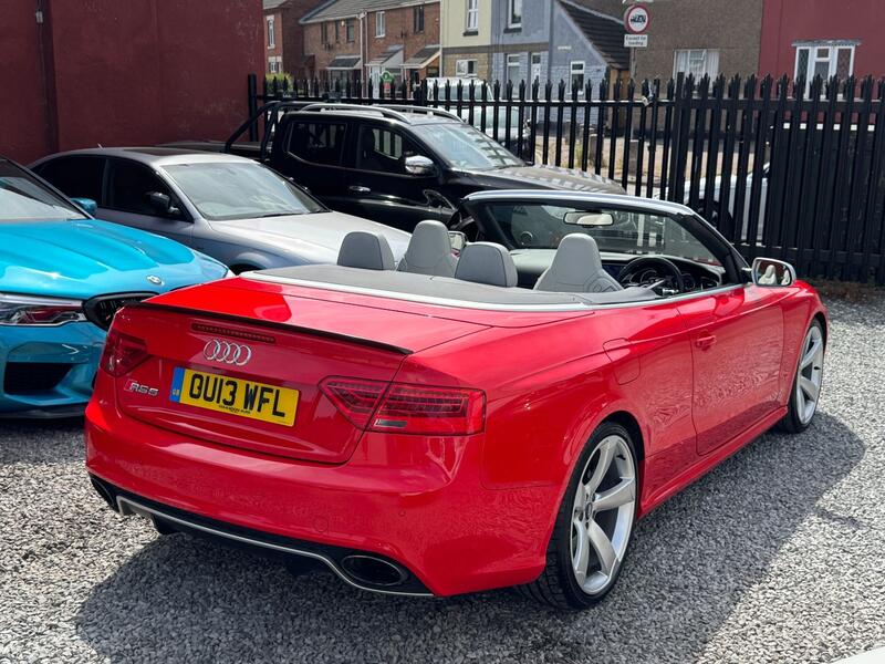 AUDI RS5