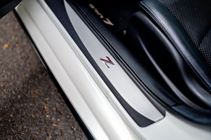 NISSAN 370Z