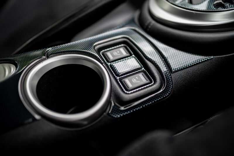NISSAN 370Z