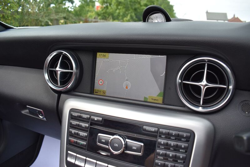 MERCEDES-BENZ SLK