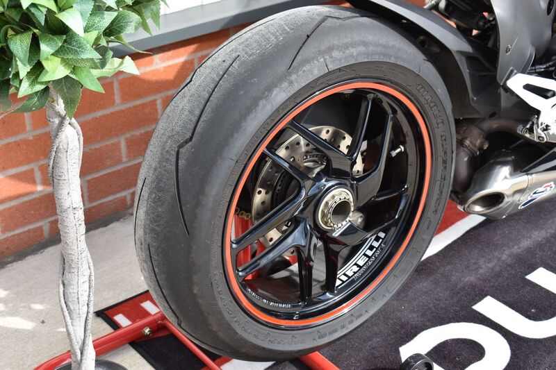 DUCATI 1199 Panigale
