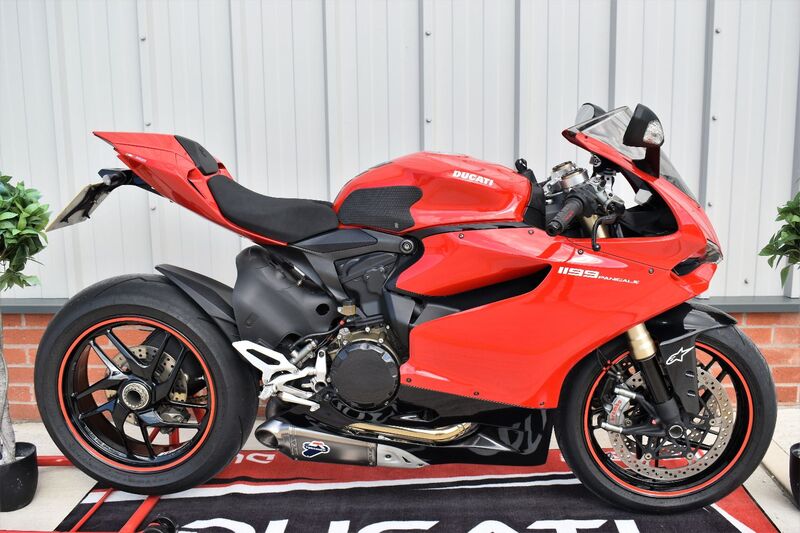 DUCATI 1199 Panigale