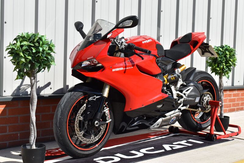 DUCATI 1199 Panigale