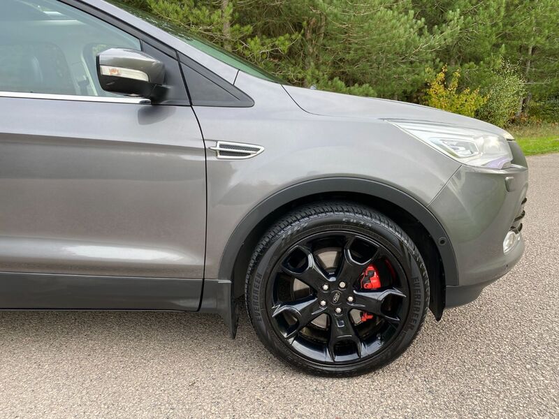 FORD KUGA