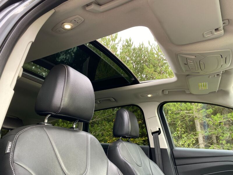 FORD KUGA