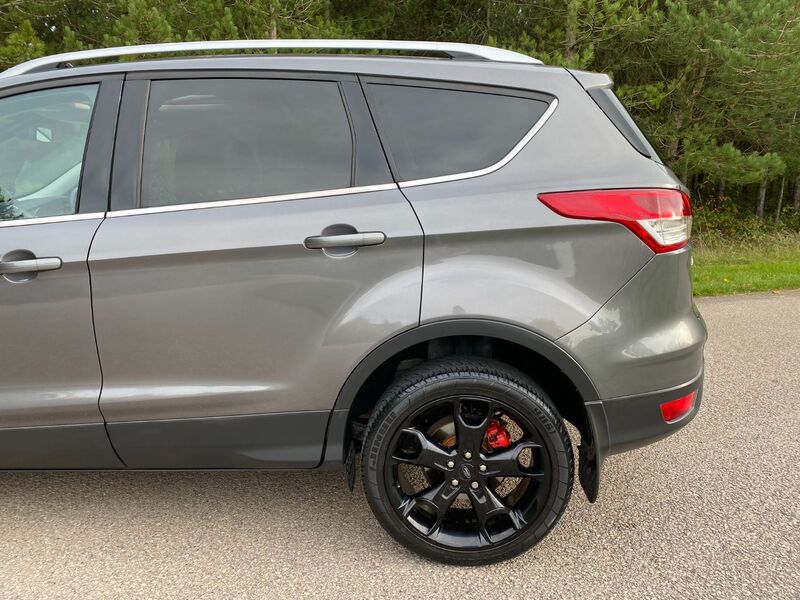 FORD KUGA