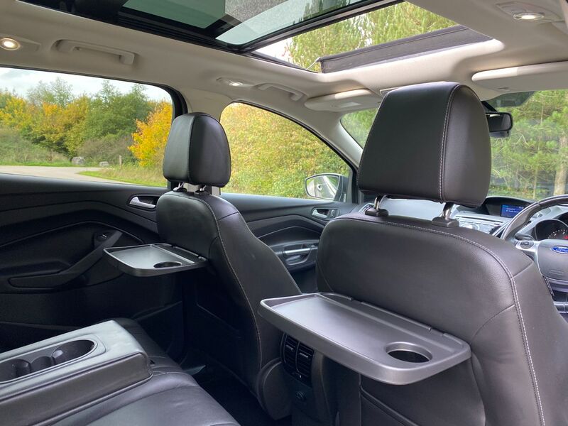 FORD KUGA