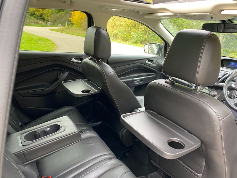 FORD KUGA