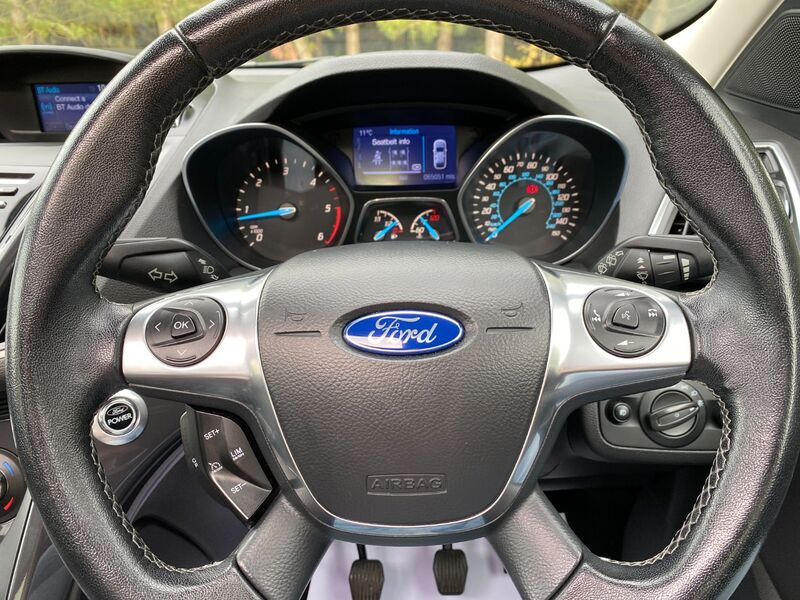 FORD KUGA