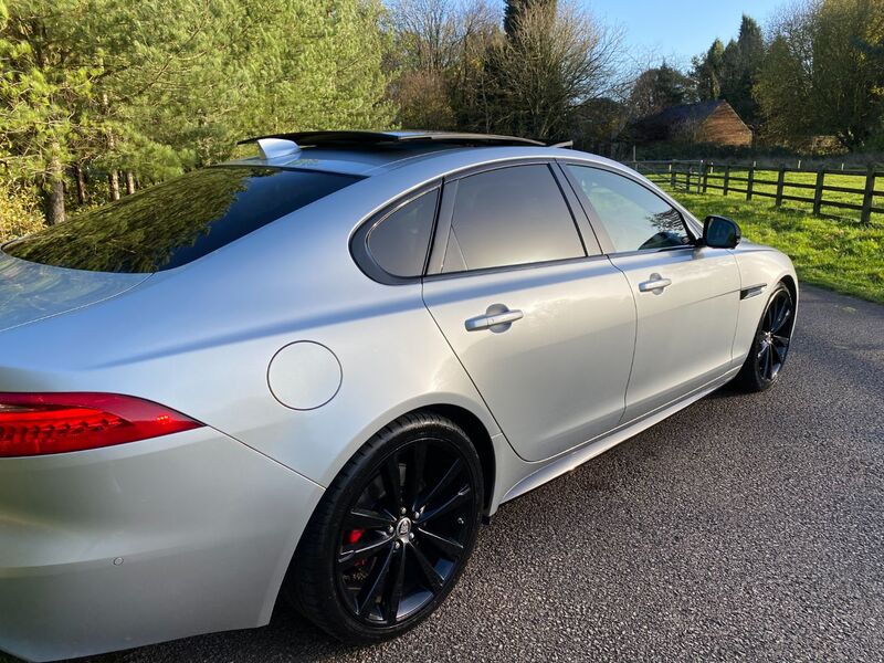 JAGUAR XF