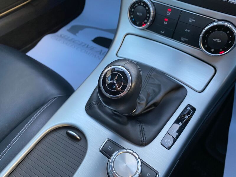 MERCEDES-BENZ SLK