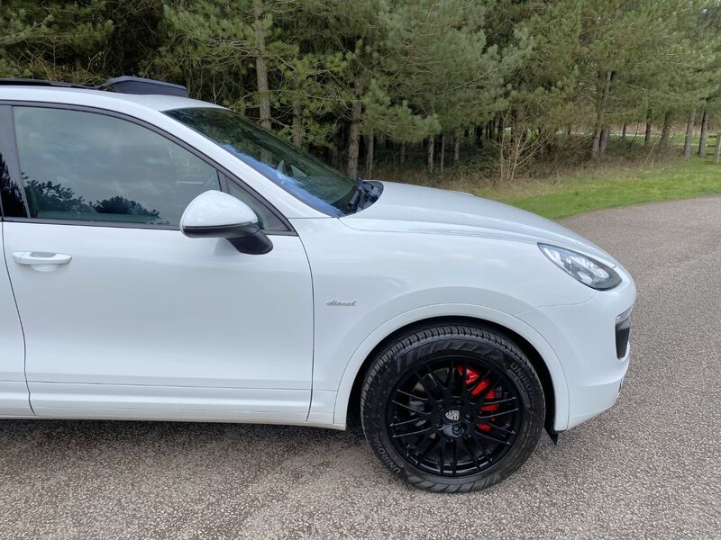 PORSCHE CAYENNE