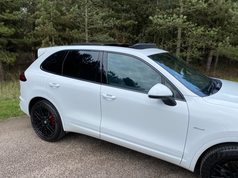 PORSCHE CAYENNE