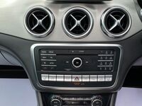 MERCEDES-BENZ GLA CLASS
