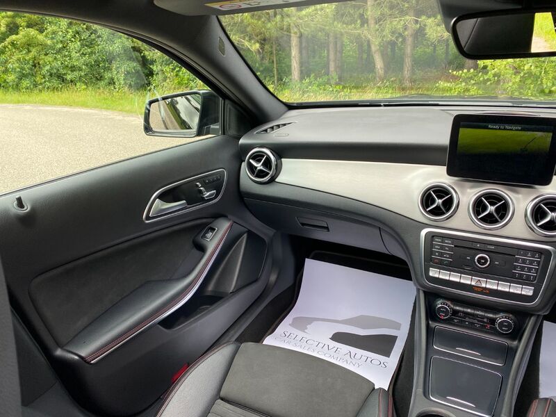 MERCEDES-BENZ GLA CLASS