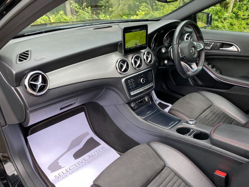 MERCEDES-BENZ GLA CLASS