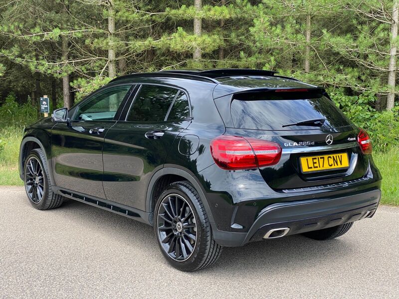MERCEDES-BENZ GLA CLASS